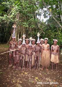 Malekula - Local family in traditional clothing